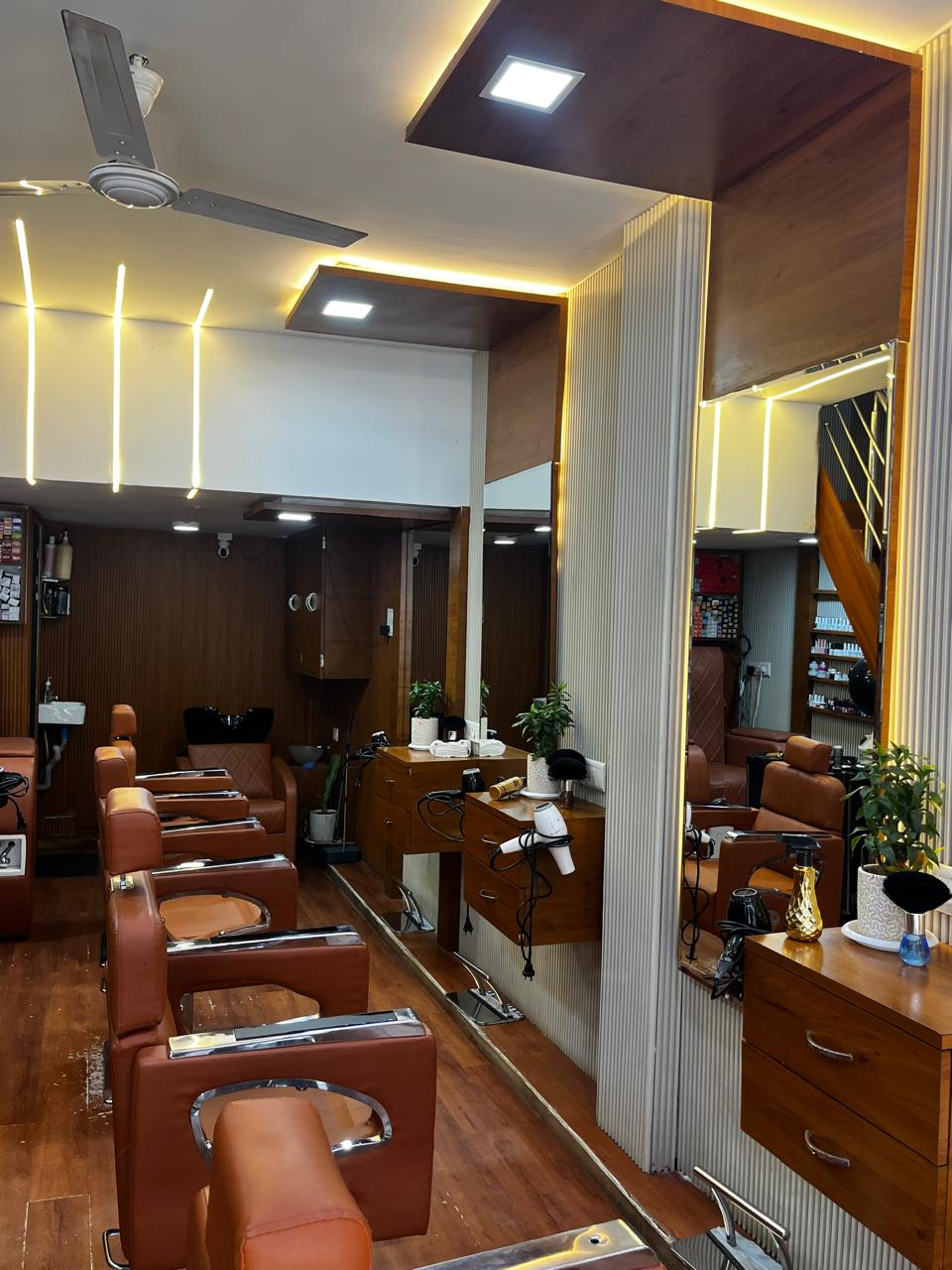 Salon View